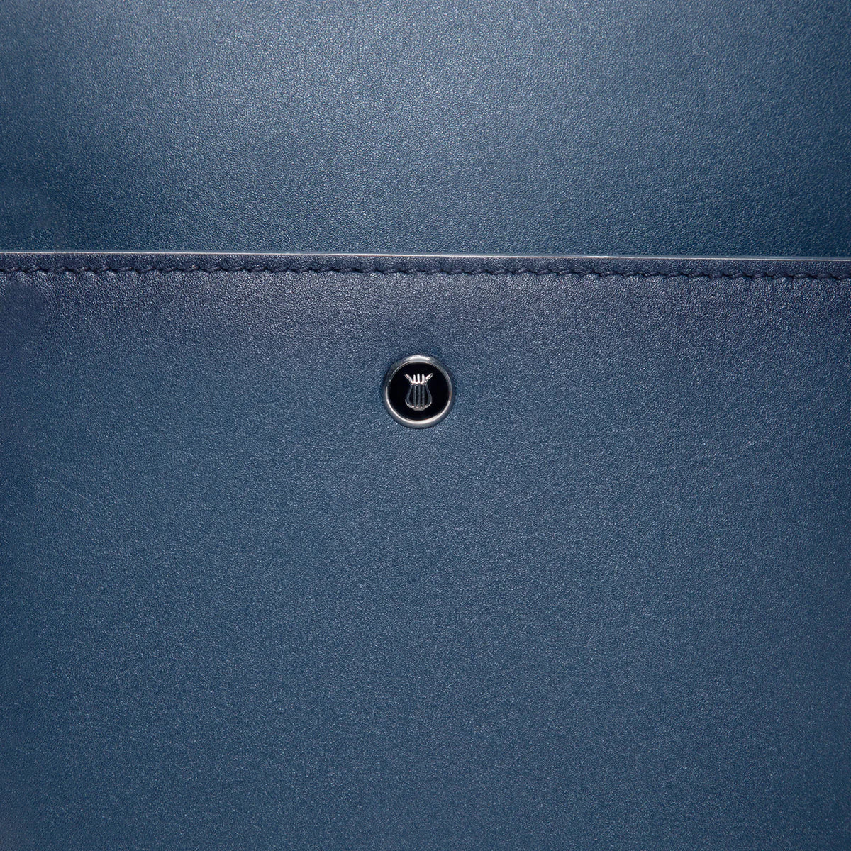 Lapis Bard Ducorium Kent Navy Crossbody Travel Bag