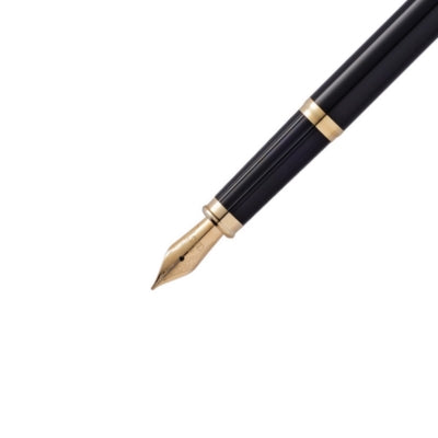 Cross Century II Black Lacquer Fountain Pen – 23ct Gold Trim