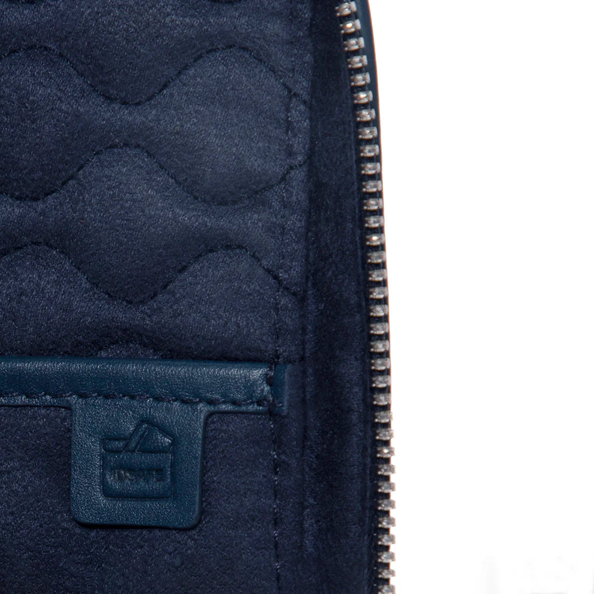 Lapis Bard Ducorium Kent Navy Crossbody Travel Bag